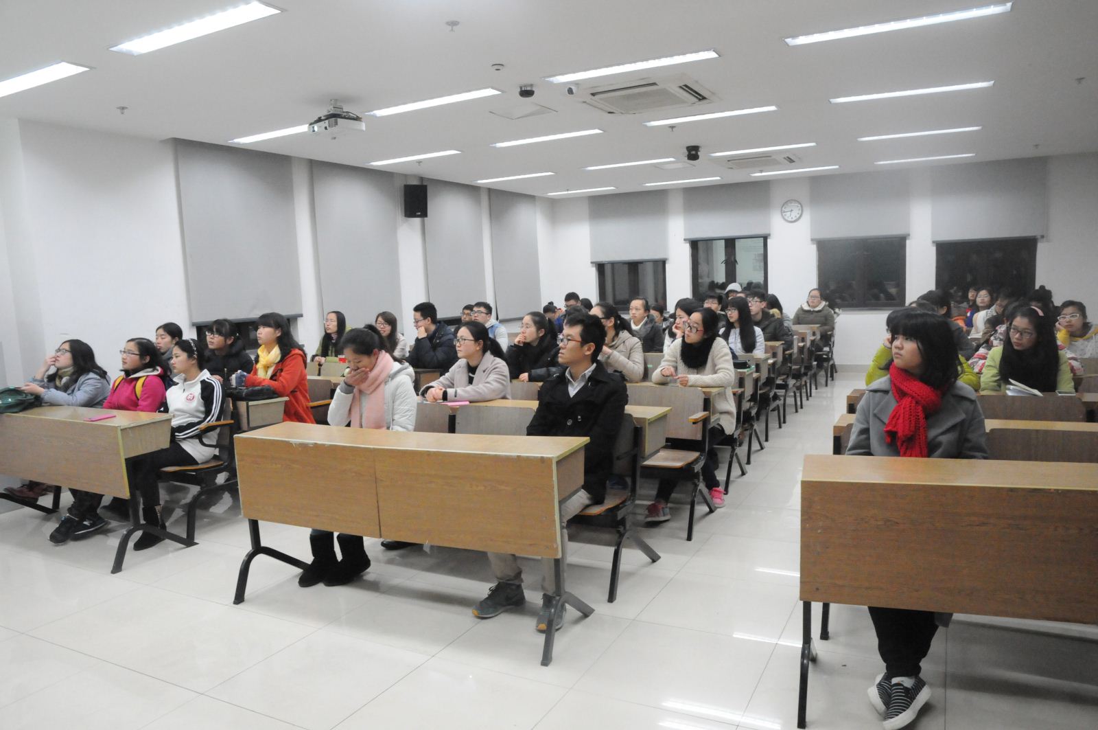 天英足球即时比分