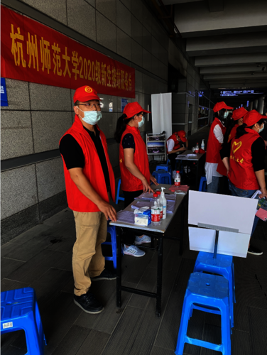 BB1B348A-3E2B-4593-AD9E-0DB2C297F335