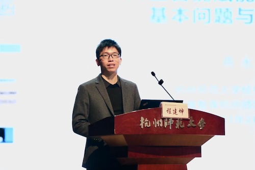 7e05a2d48b2d8ec0bbb9ba36814c174