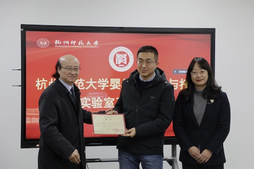 41e5f3746894275fcaaf47fb31b961b