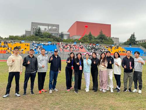 图14 天英足球即时比分
教工参加接力赛团体赛合照