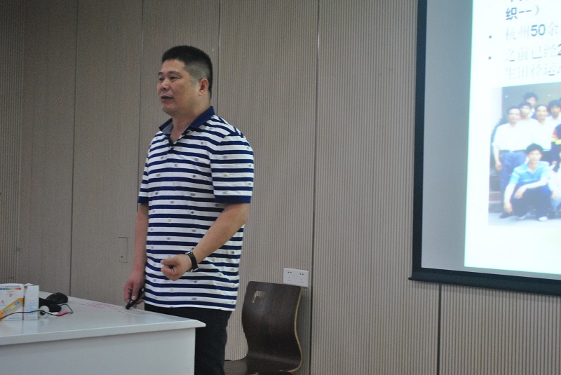 莫豪庆老师作介绍 (2) - 副本.JPG